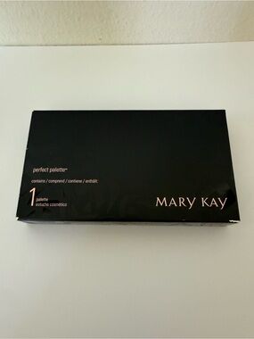 Mary Kay Compact Perfect Palette Limited Edition #107064 Unfilled